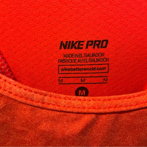 Nike Pro red tank top athletic running size medium - Picture 3 of 4